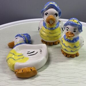 Vintage Set-4 Ceramic Ducks Wearing Bonnets. Creamer,Spoon Rest,Toothpick Holder
